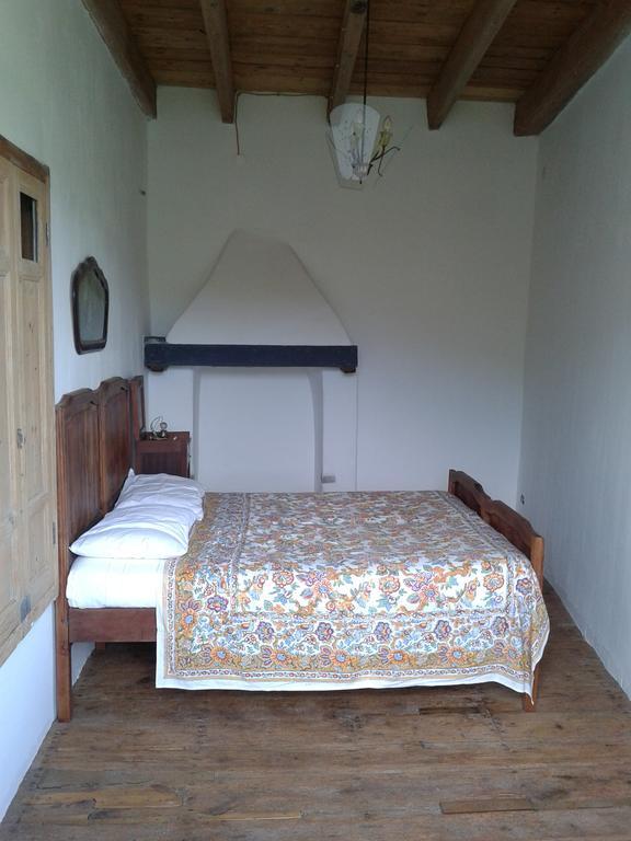Rural House Rondini Hotel Camposasco Kültér fotó